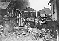 tenement houses in 1900